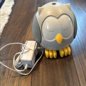 Young living owl diffuser with calming nature sound machine - Feather